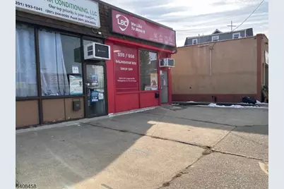 185 N Washington Ave, Bergenfield, NJ 07621 - Photo 16