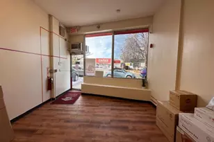 185 N Washington Ave, Bergenfield, NJ 07621 - Photo 4