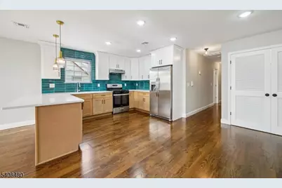 79 Rose Ter, Newark, NJ 07108 - Photo 4