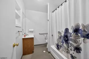 84 Allwood Pl, Clifton, NJ 07012 - Photo 26