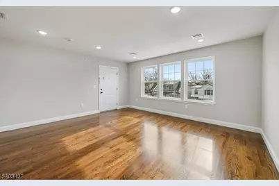 97 Rose Ter, Newark, NJ 07108 - Photo 4