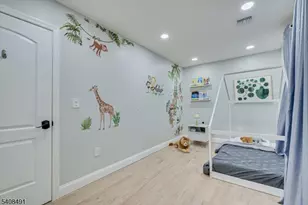 162 Brower Ave, Edison, NJ 08837 - Photo 34