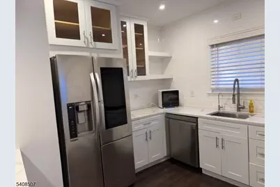 11 Pine St, Bloomfield, NJ 07003 - Photo 4