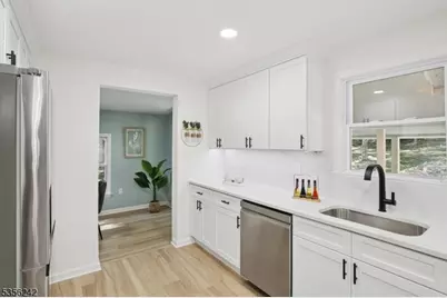 16 Wildcat Rd, Sparta Township, NJ 07871 - Photo 20