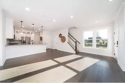 8 Jessica Ln, Union Township, NJ 07083 - Photo 2