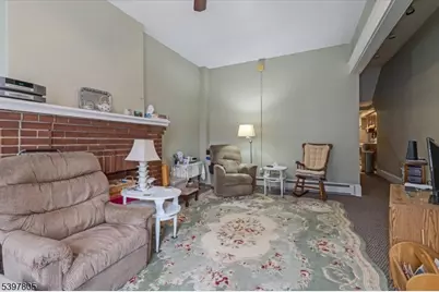 99 S Main St, Phillipsburg, NJ 08865 - Photo 4