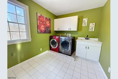 107 Lambert Dr, Sparta Township, NJ 07871 - Photo 36