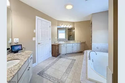 107 Lambert Dr, Sparta Township, NJ 07871 - Photo 24