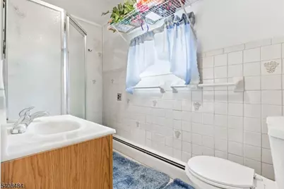 16 Murray Ave, Paterson, NJ 07501 - Photo 18