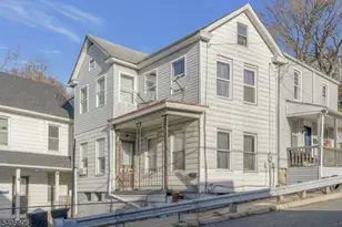 11 Hudson St, Phillipsburg, NJ 08865 - Photo 1