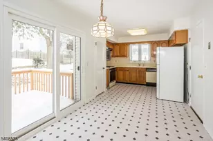 4 Updike Ave, Hillsborough Township, NJ 08844 - Photo 22