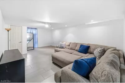 7 Chaplin Ct, Clifton, NJ 07012 - Photo 14