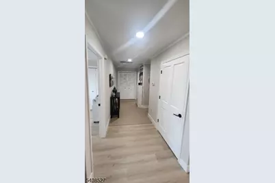 731 Lake Ave #2, Lyndhurst Township, NJ 07071 - Photo 14