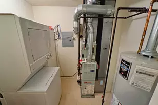 34 Chanda Ct, Clifton, NJ 07012 - Photo 22