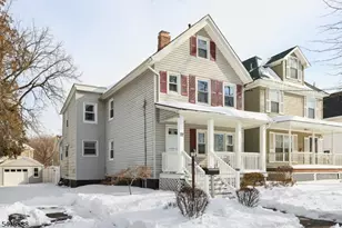 70 Everett Pl, Plainfield, NJ 07063 - Photo 2