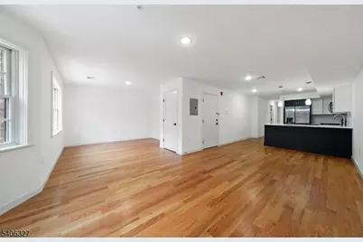 52 James St Unit #2, Newark, NJ 07102 - Photo 4