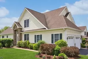 66 Briar Ct, Hardyston Township, NJ 07419 - Photo 2