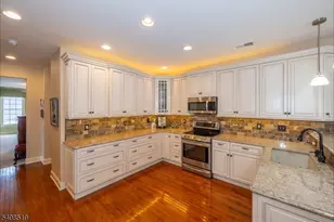 66 Briar Ct, Hardyston Township, NJ 07419 - Photo 8