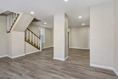 11 Tichenor Ter, Irvington, NJ 07111 - Photo 6