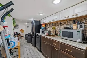 11 Tichenor Terrace, Irvington, NJ 07111 - Photo 32