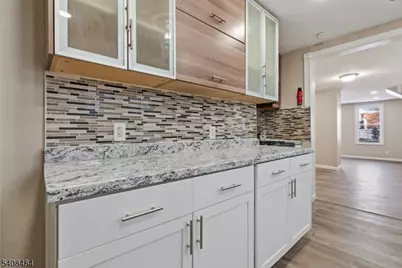 11 Tichenor Ter, Irvington, NJ 07111 - Photo 10