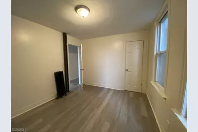 130 Milford Ave, Newark, NJ 07108 - Photo 10