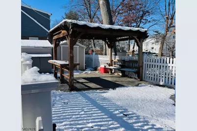 3 Freeman Pl, Nutley, NJ 07110 - Photo 6