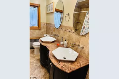 3 Freeman Pl, Nutley, NJ 07110 - Photo 8