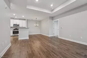 632 Marion Ln, Monroe Township, NJ 08831 - Photo 10