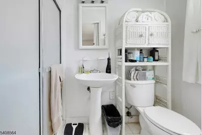 33 Shongum Rd, Randolph Township, NJ 07869 - Photo 14