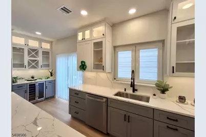 440 Railroad Avenue, Old Bridge Township, NJ 08879 - Photo 2