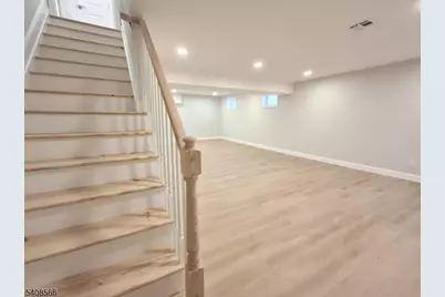 440 Railroad Avenue, Old Bridge Township, NJ 08879 - Photo 24