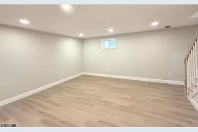 440 Railroad Avenue, Old Bridge Township, NJ 08879 - Photo 26