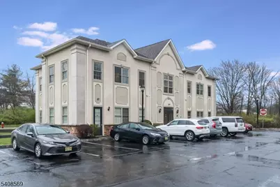 172 Washington Valley Rd, Warren Township, NJ 07059 - Photo 1