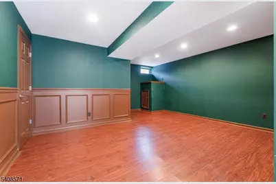 215 Kuhl Rd, Raritan Township, NJ 08822 - Photo 34