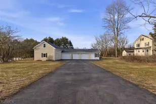 203 Johnsonburg Rd, Allamuchy Township, NJ 07821 - Photo 4