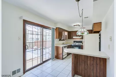 4 Deborah Ct, Robbinsville Township, NJ 08691 - Photo 16