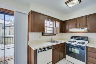 4 Deborah Ct, Robbinsville Township, NJ 08691 - Photo 18