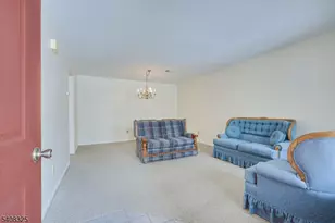 4 Deborah Ct, Robbinsville Township, NJ 08691 - Photo 4