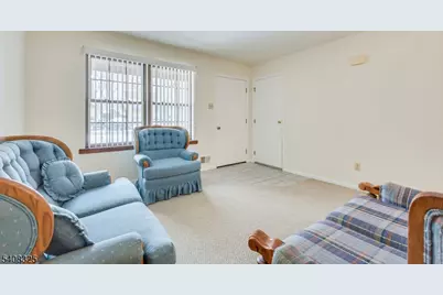 4 Deborah Ct, Robbinsville Township, NJ 08691 - Photo 6