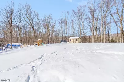 24 Plaza Dr, Hampton Township, NJ 07860 - Photo 24