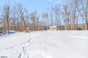 24 Plaza Dr, Hampton Township, NJ 07860 - Photo 24