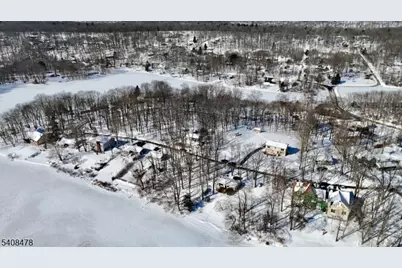 24 Plaza Dr, Hampton Township, NJ 07860 - Photo 20