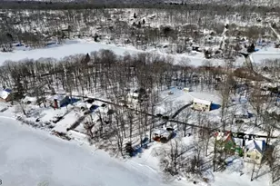 24 Plaza Dr, Hampton Township, NJ 07860 - Photo 20