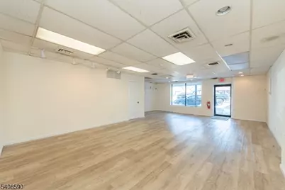 75 Westfield Ave, Clark Township, NJ 07066 - Photo 8