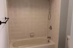 1004 Wetherburn Ct, Raritan Township, NJ 08822 - Photo 10