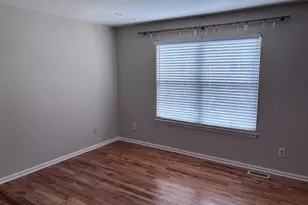 1004 Wetherburn Ct, Raritan Township, NJ 08822 - Photo 8