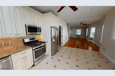 40 Dunnell Rd #1, Maplewood, NJ 07040 - Photo 2
