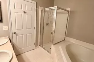 43 Windsor Dr, Lincoln Park, NJ 07035 - Photo 6