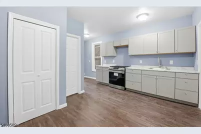 206 Clark Pl, Elizabeth, NJ 07206 - Photo 6